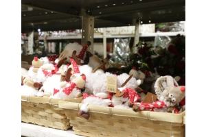 Our Top 12 Quirky Christmas Tree Decorations for the Young at Heart 