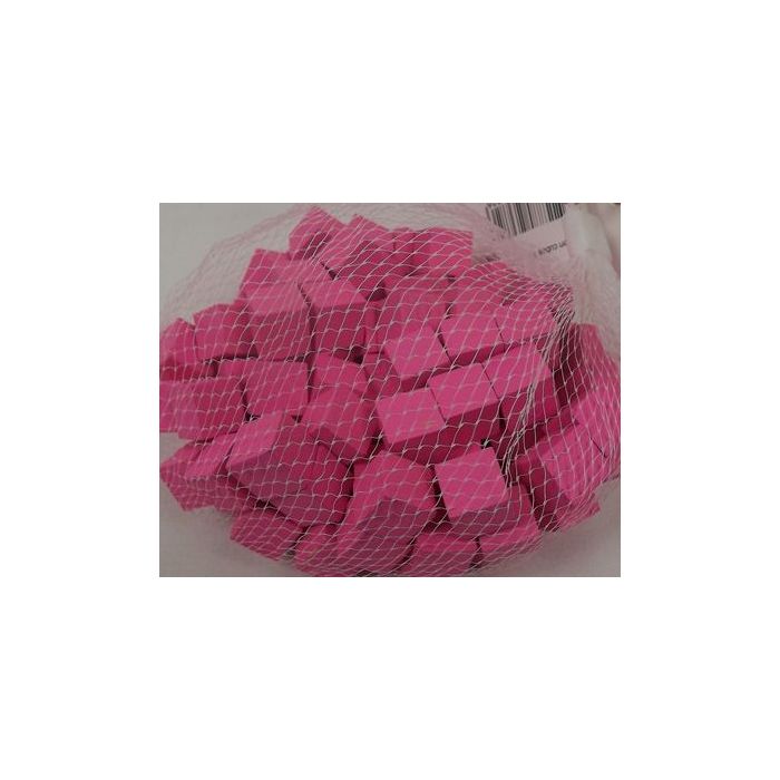 Wooden Cubes 1.5cm Pink x 100pcs