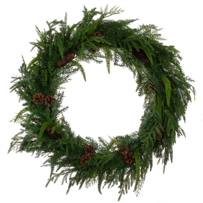 UV Deluxe Cedar Wreath 91cm