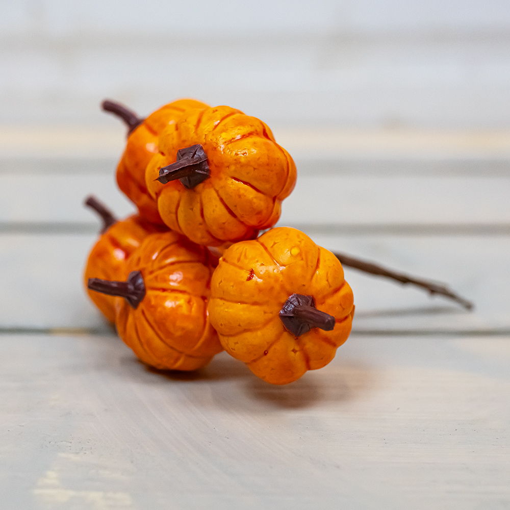 Pumpkins On A Wire - Orange 4cm x 24-25290