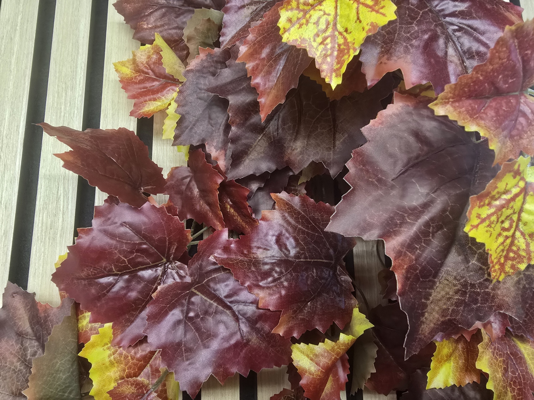 Grape Ivy Bush Red/Orange 100cm W/159 Leaves