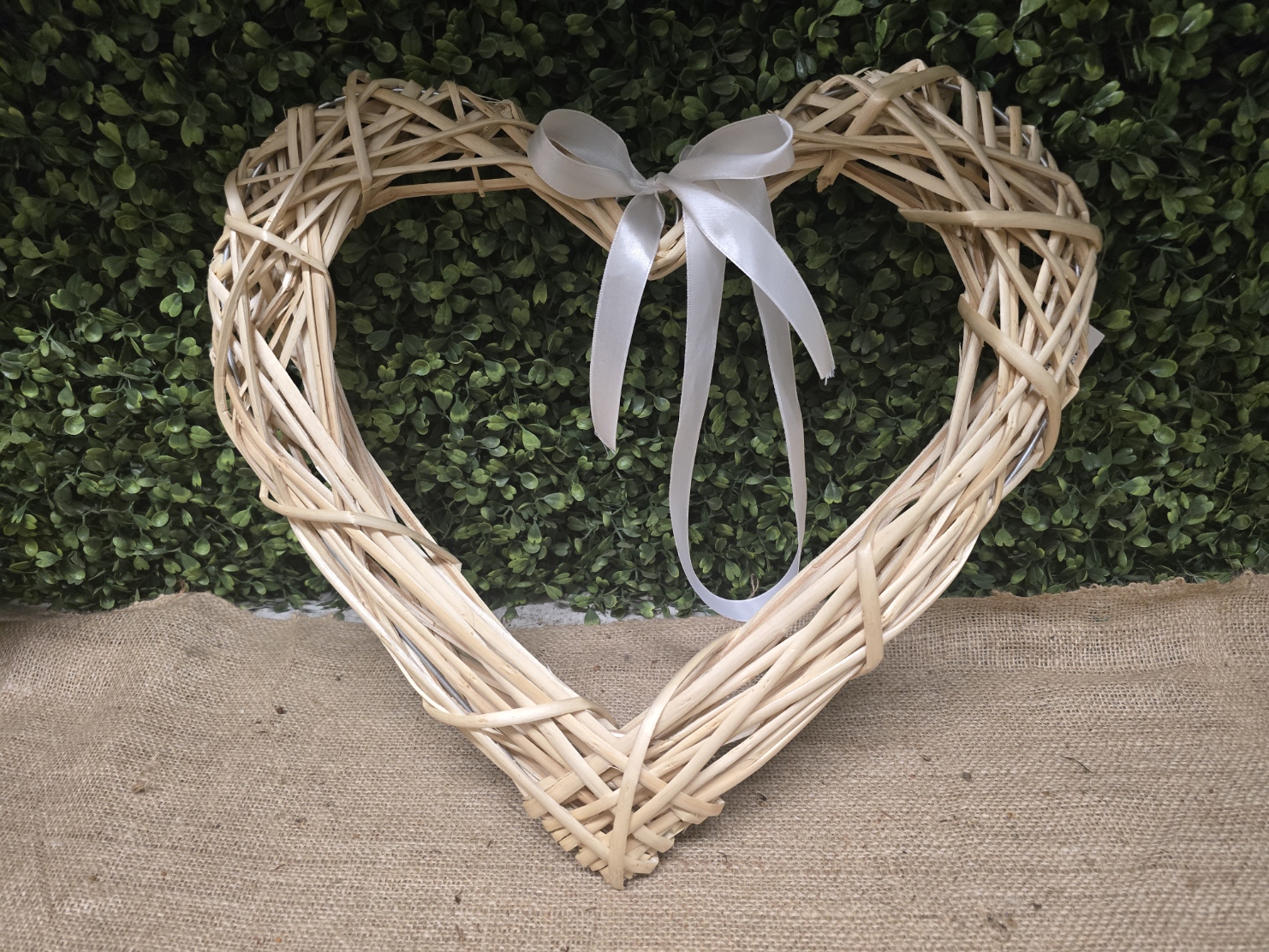 Natural Open Heart 40cm