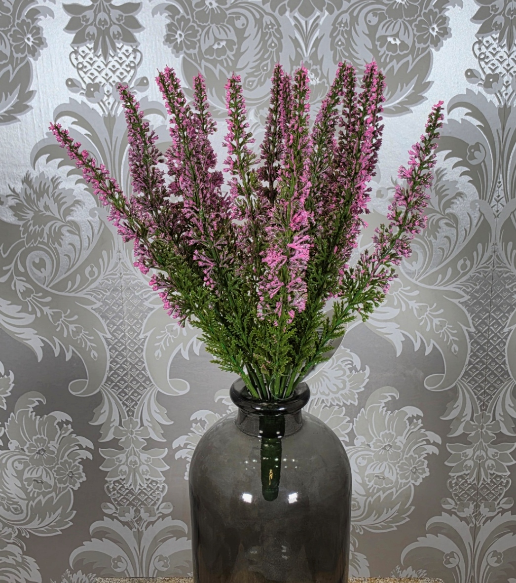Christmas Heather Bush Pink/Green 26cm