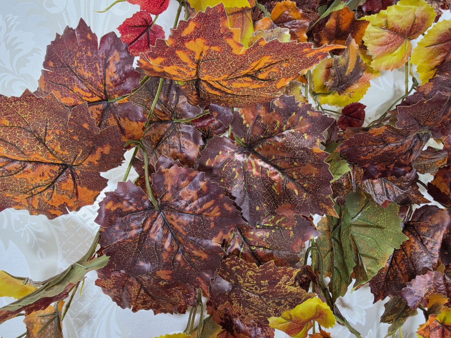 Grape Ivy Bush Large Burgundy/Orange 180cm