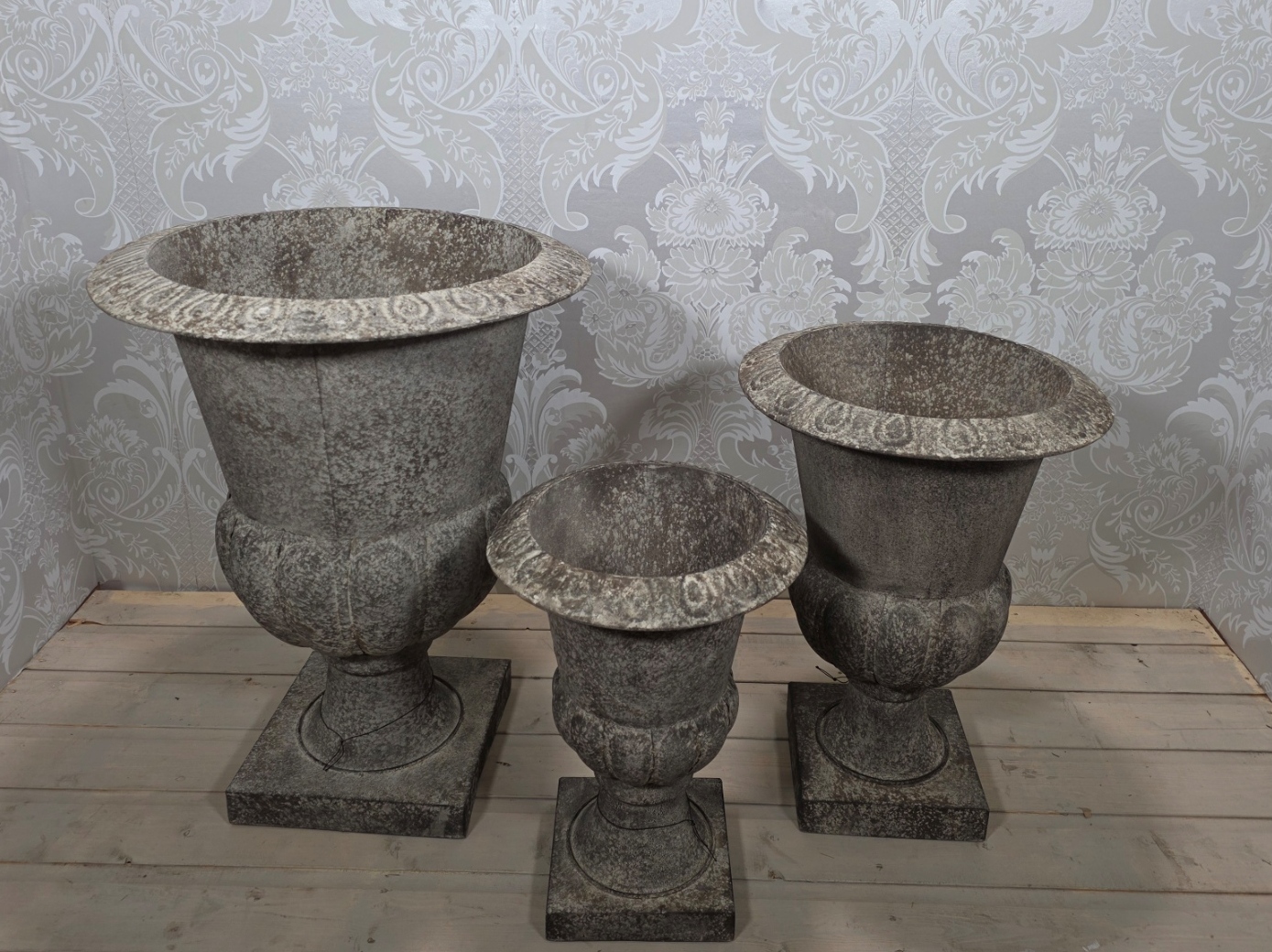 Sandringham Giant Footed Urn 44cm