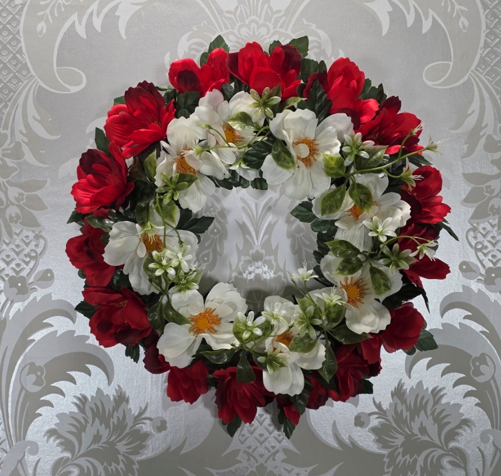 Artificial Poppy Wreath Red & White 35cm